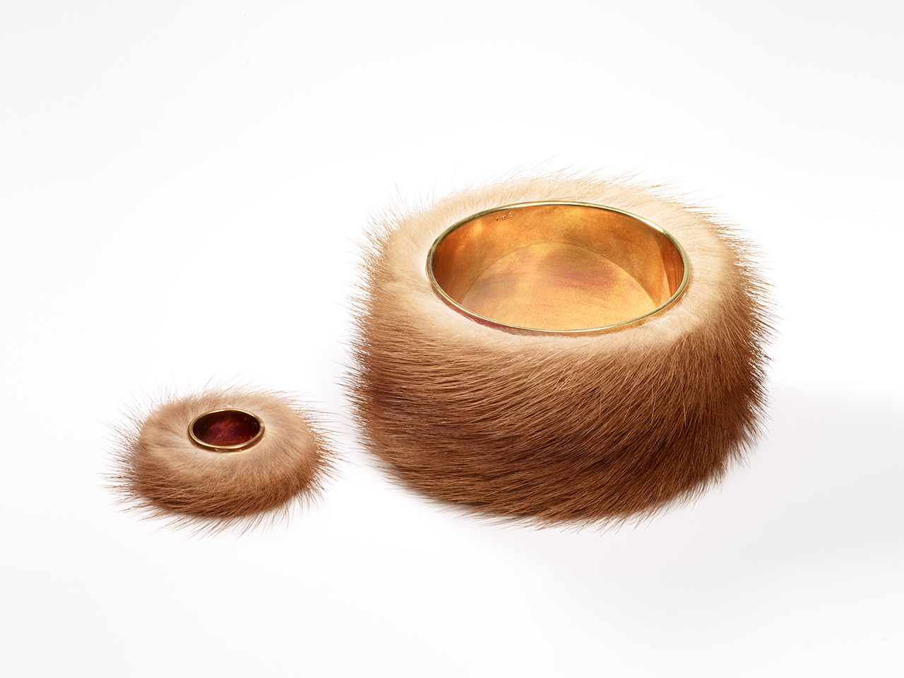 Fur Bracelet, Meret Oppenheim