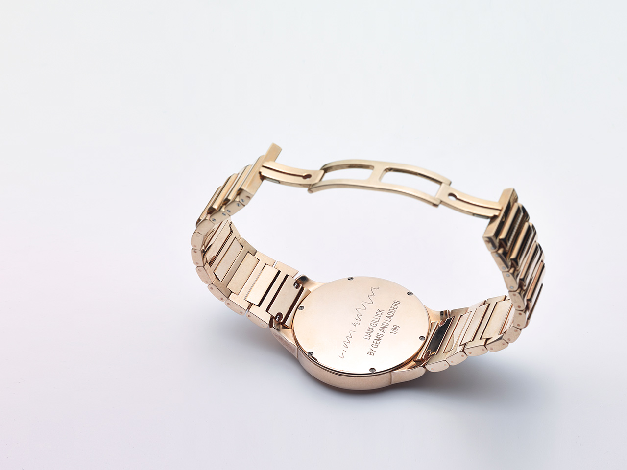 A Fragment of Future History (Gold), A Fragment of Future History (Gold) Detail