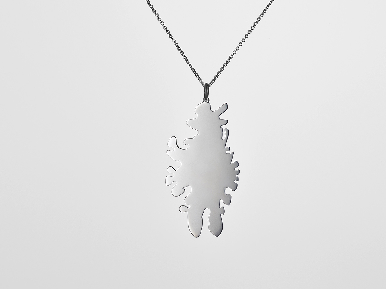 Le Boute en train (silver), Le Boute en train (silver), detail